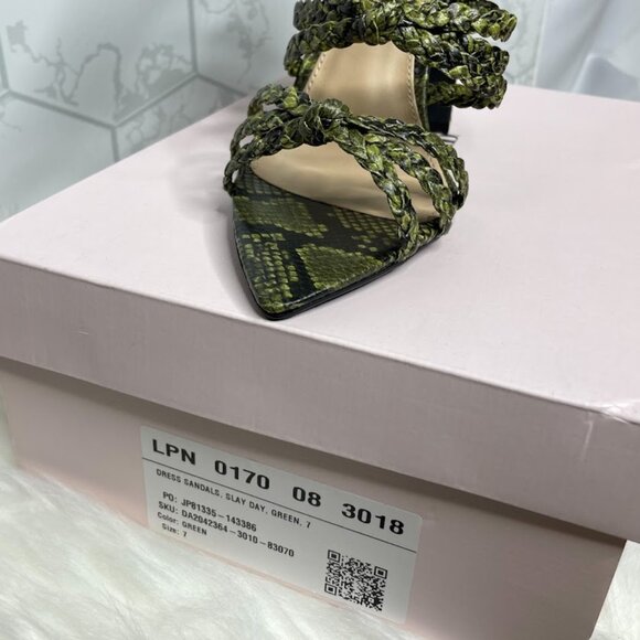 DRESS SANDALS-SLAY DAY-GREEN LACE UP  HEELS- - Picture 7 of 7